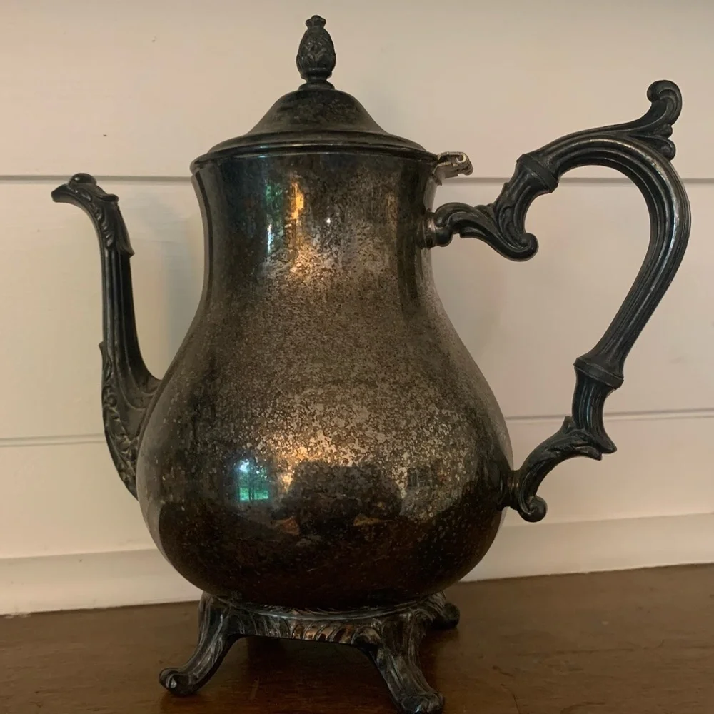 LS Co. Tea / Coffee Pot Silverplated 9